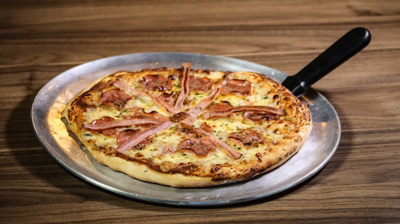 Coal-Fired Pepperoni Pizza